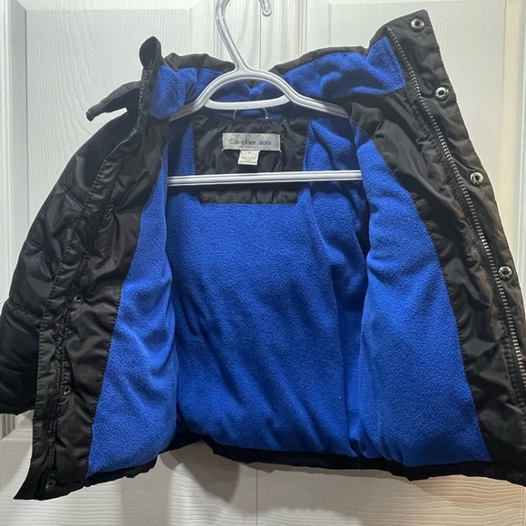 Calvin Klein Puffer Jacket 4T - Picture 5 of 6
